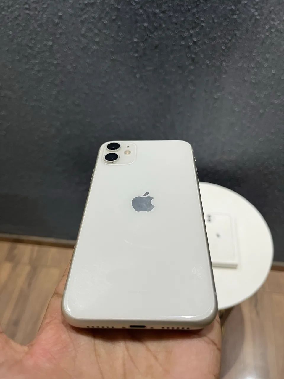 iPhone 11 Branco 128GB - Muito Conservado!  - Foto 3