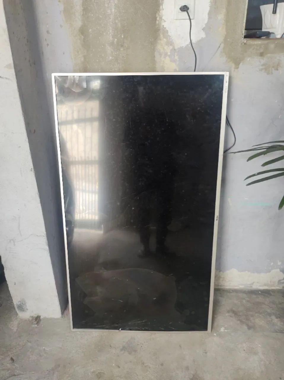 Vendo tv Philco 4K tela quebrada aceito oferta ? - Foto 3