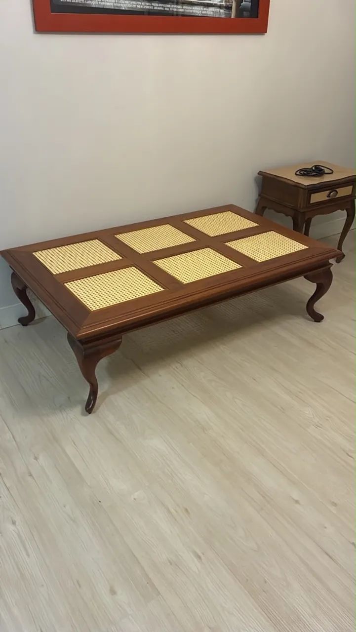 Mesa de centro (maciça + palha indiana)