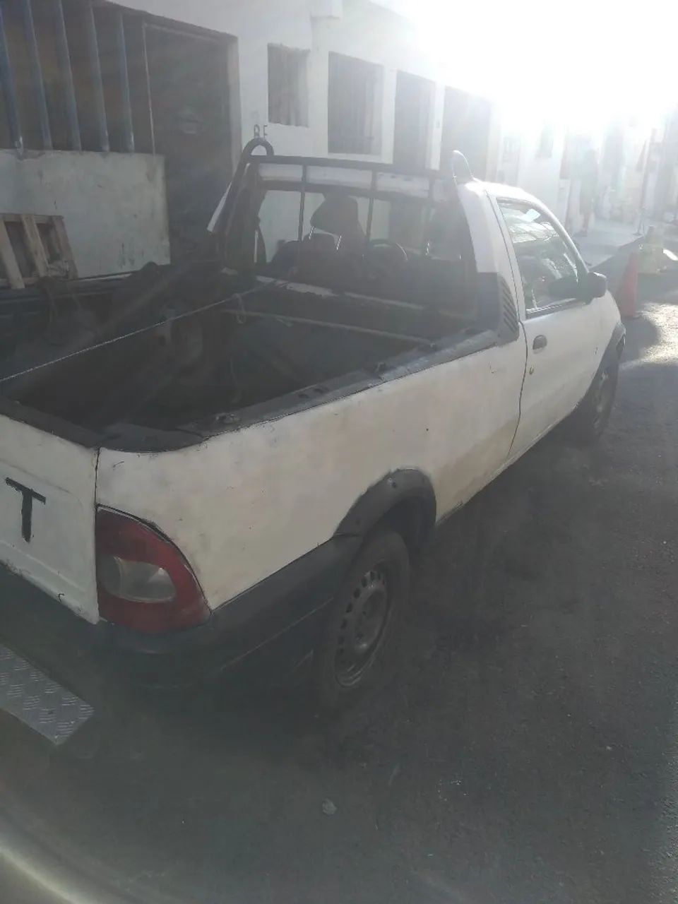 Fiat Strada Working 1.5 MPI 8V CE (álcool) 2002