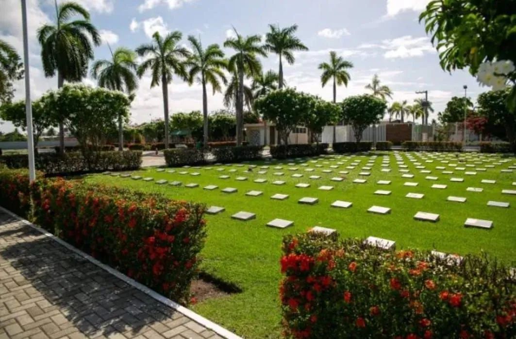  Jazigo no Cemitério Parque das Acácias valor abaixo! - Foto 2