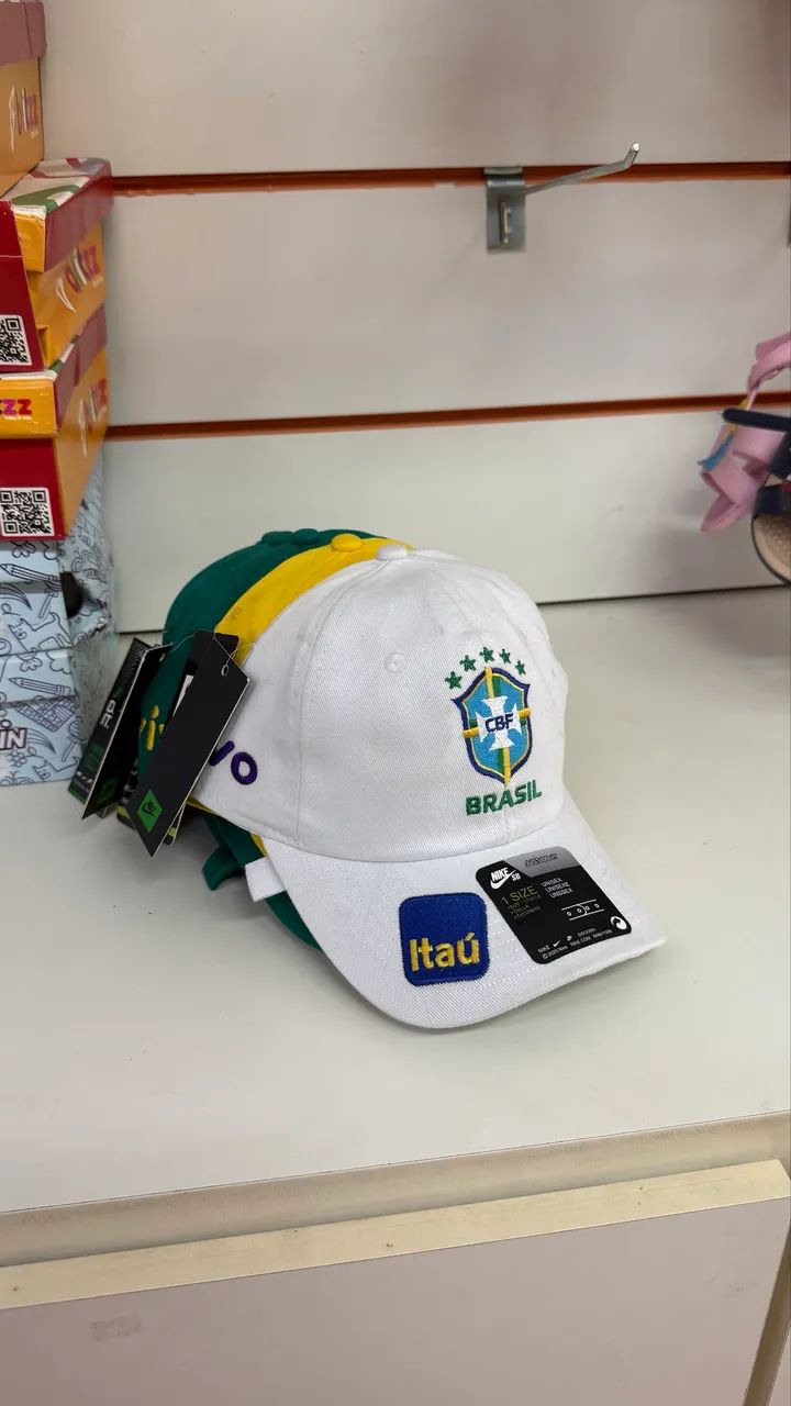 5 bonés seleção 