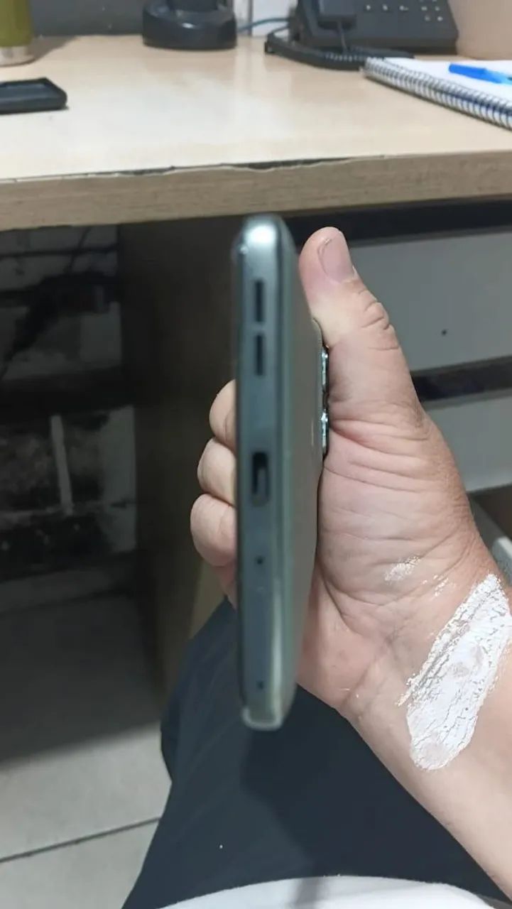 Motorola Edge 60 Pro com 512gb e 12+12gb de Ram  - Foto 5