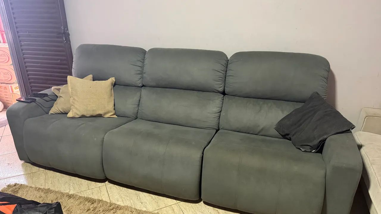 Sofa modelo Florida com 3 módulos reclináveis Elétrico.  - Foto 2