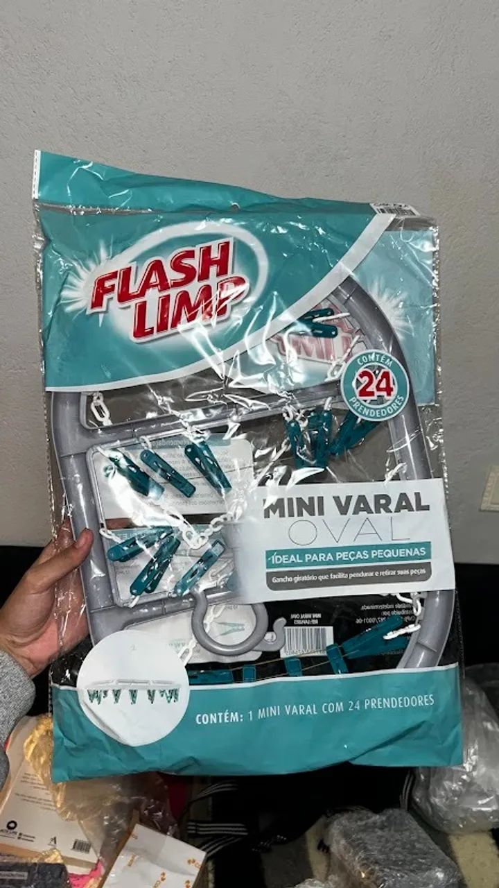 (NOVO. LACRADO) mini varal oval com 24 prendedores na cor verde, lav6803, flash limp