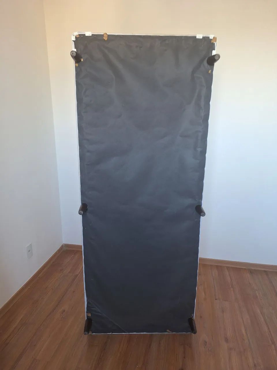 Base Box Solteiro Resistente e Conservada - Ótimo Estado - Foto 3