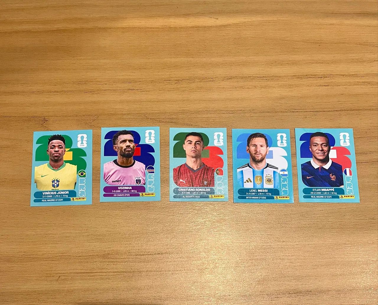 Figurinhas dos craques da Copa 2026 disponíveis!