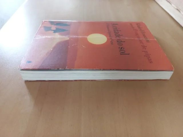Livro A Cidade do Sol - Foto 2