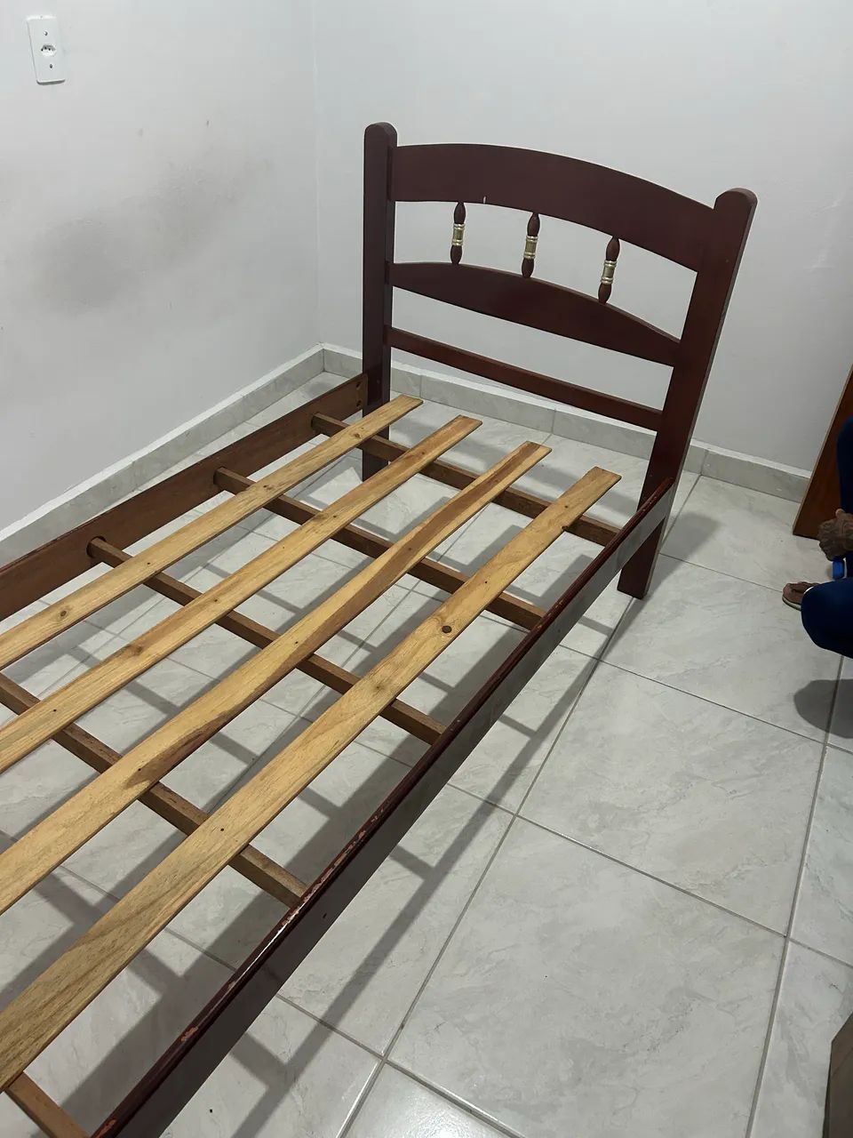 Colchão + cama por R$100 - Foto 2