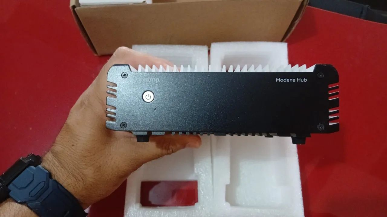Biamp Modena Hub