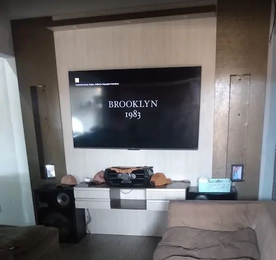 TV Smart Tcl 65P - Foto 2