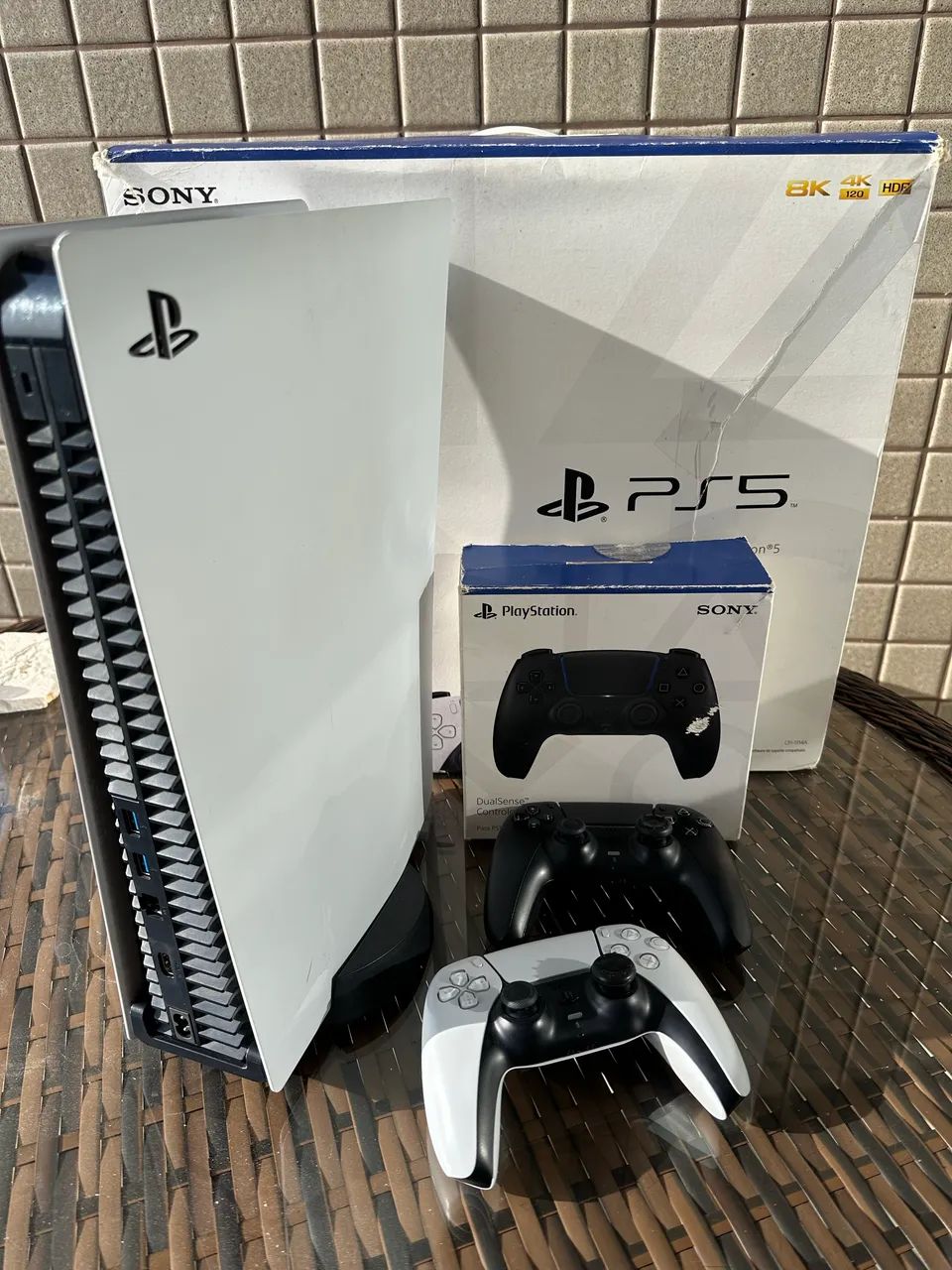 PS5 com Leitor de disco e 2 Controles - Foto 4