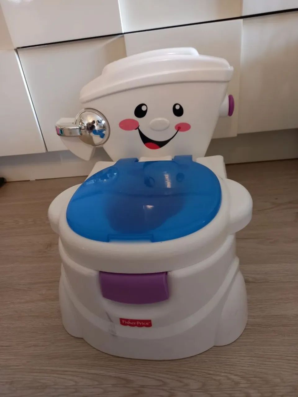 Troninho Musical Fisher Price 