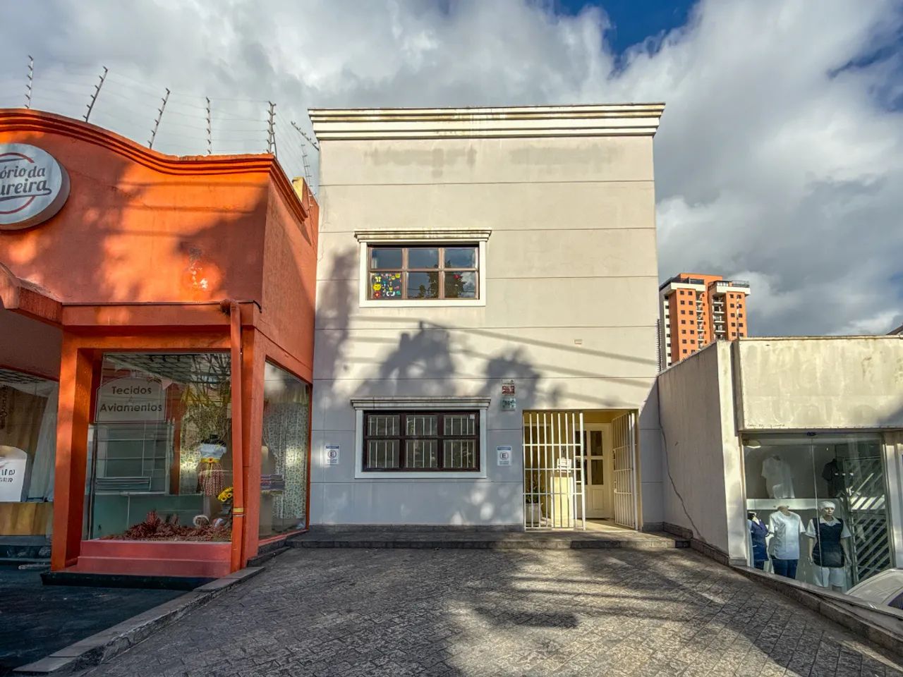Casa comercial para venda em Jardim Londrina, 190m²
