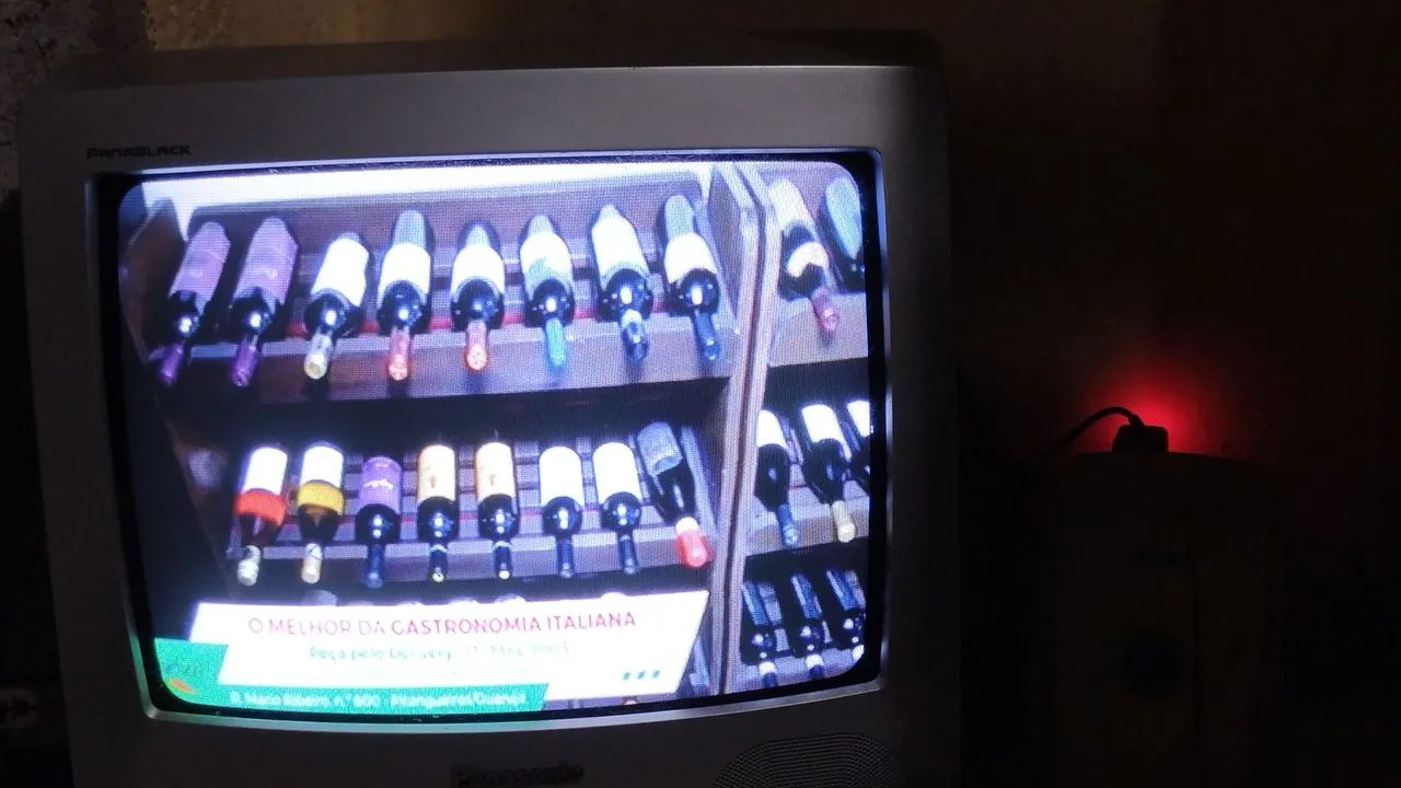 TV  - Foto 3