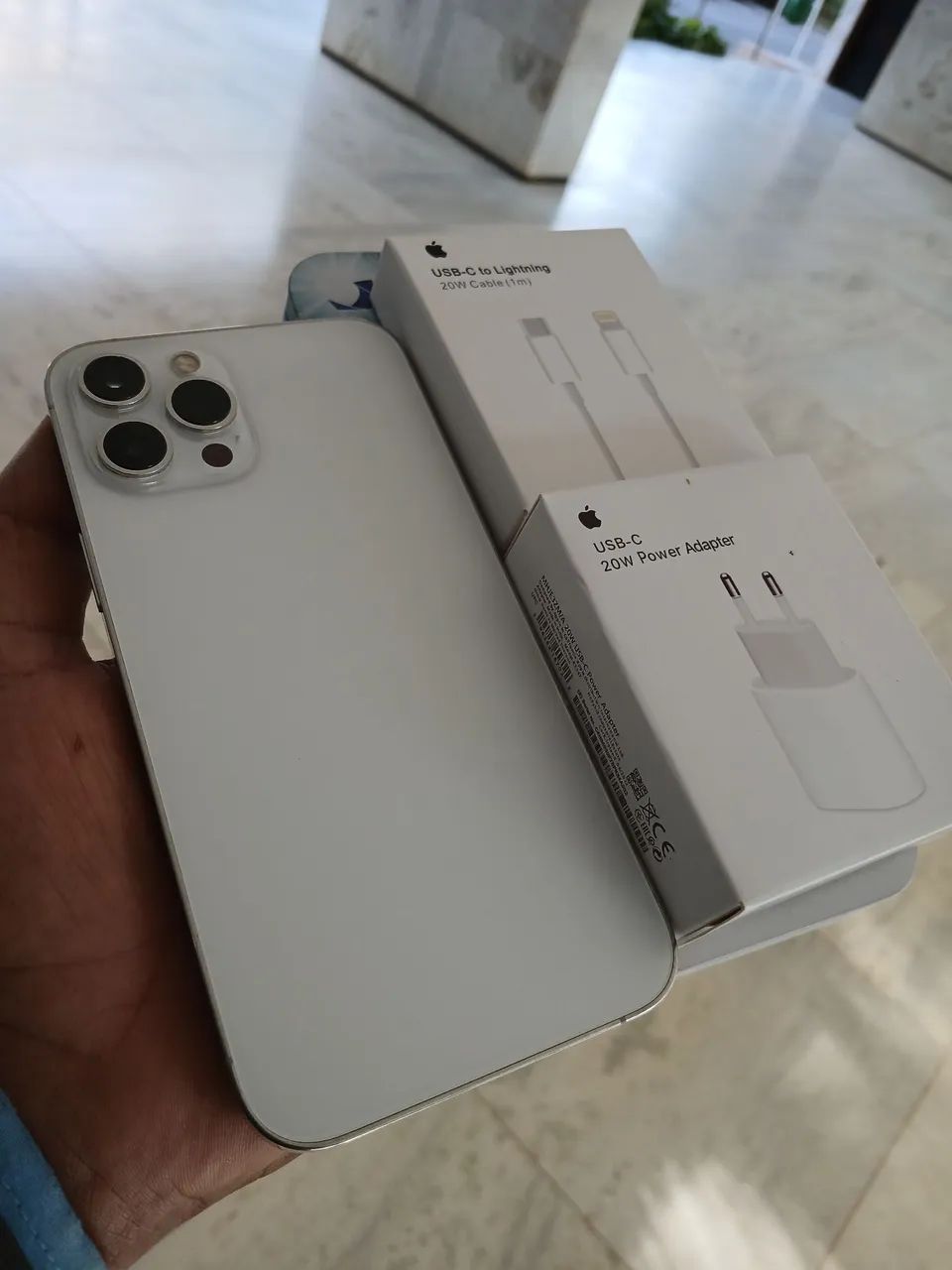 Vendo iphone 12 pro max - 128 gigas todo original impecável  - Foto 4