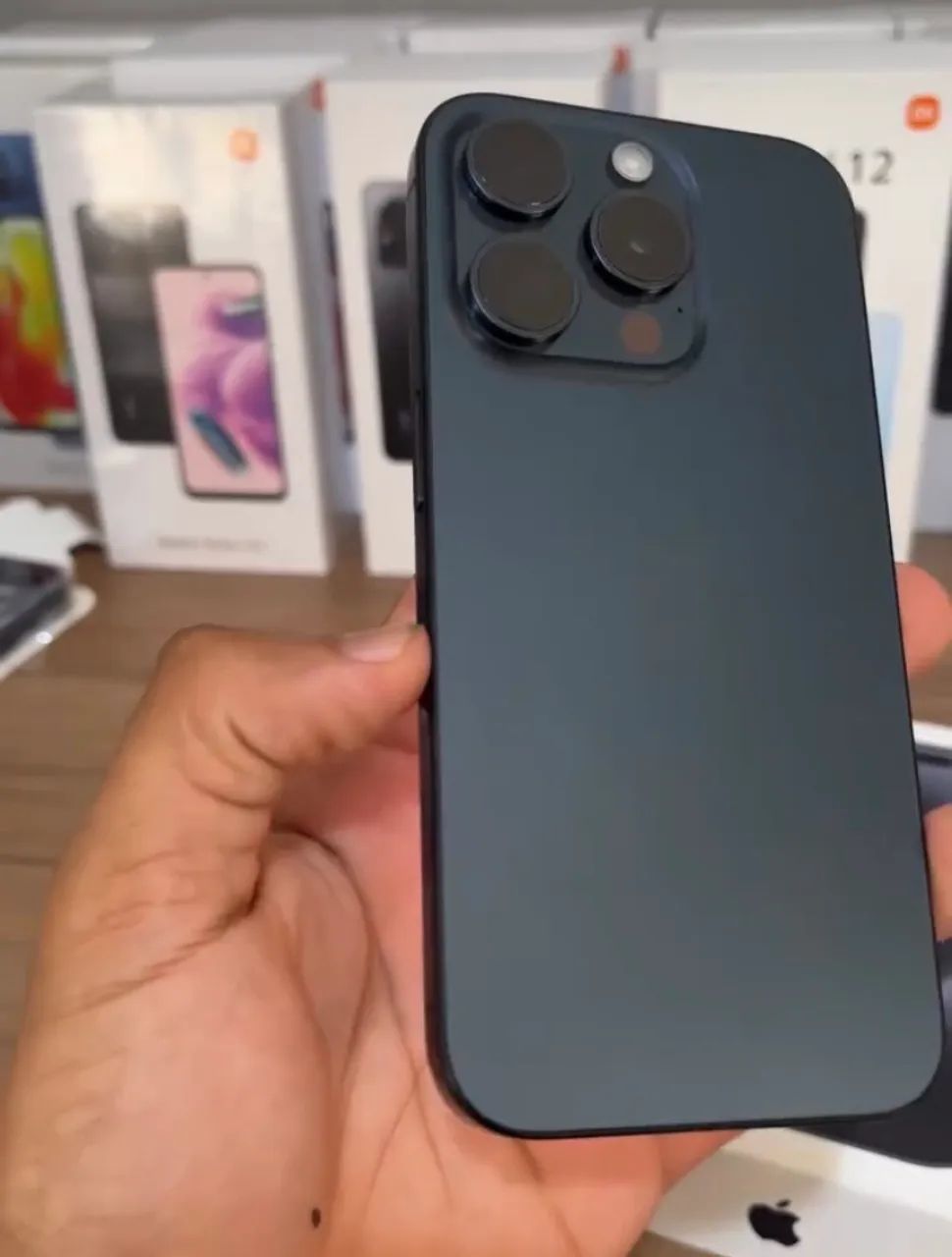 iPhone 15 - Foto 2