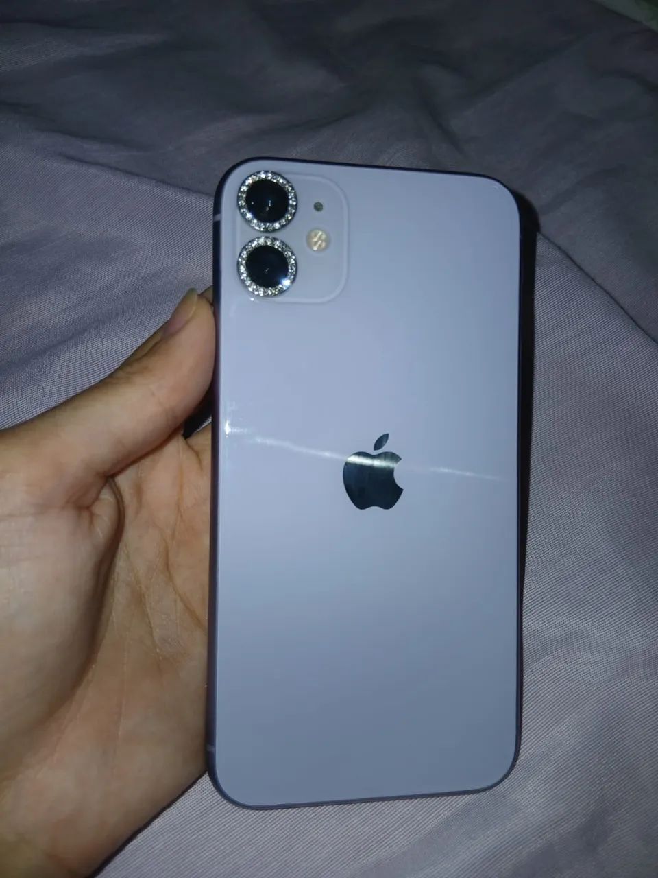 iPhone 11 lilás 