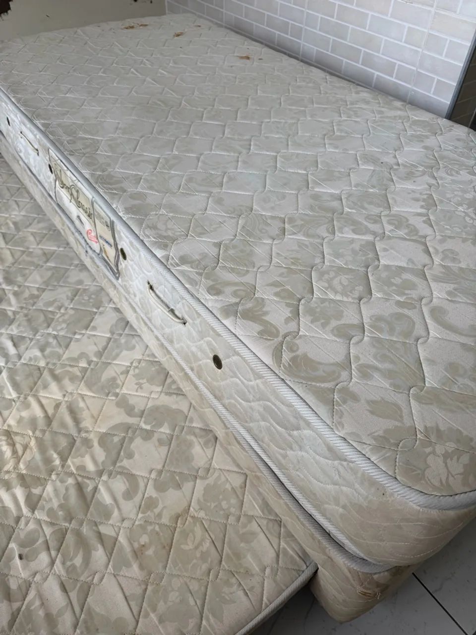 Cama de solteiro (Bicama) possui 2 colchões de solteiro  - Foto 5