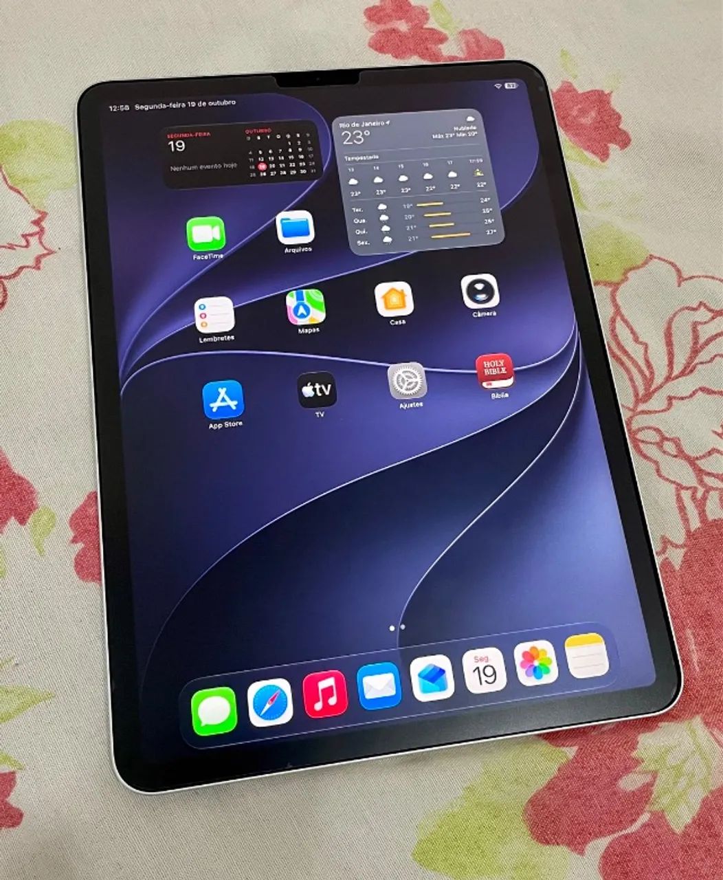 iPad Pro 11 Pol. Seg Geração 128gb com Magic Keyboard - Foto 2