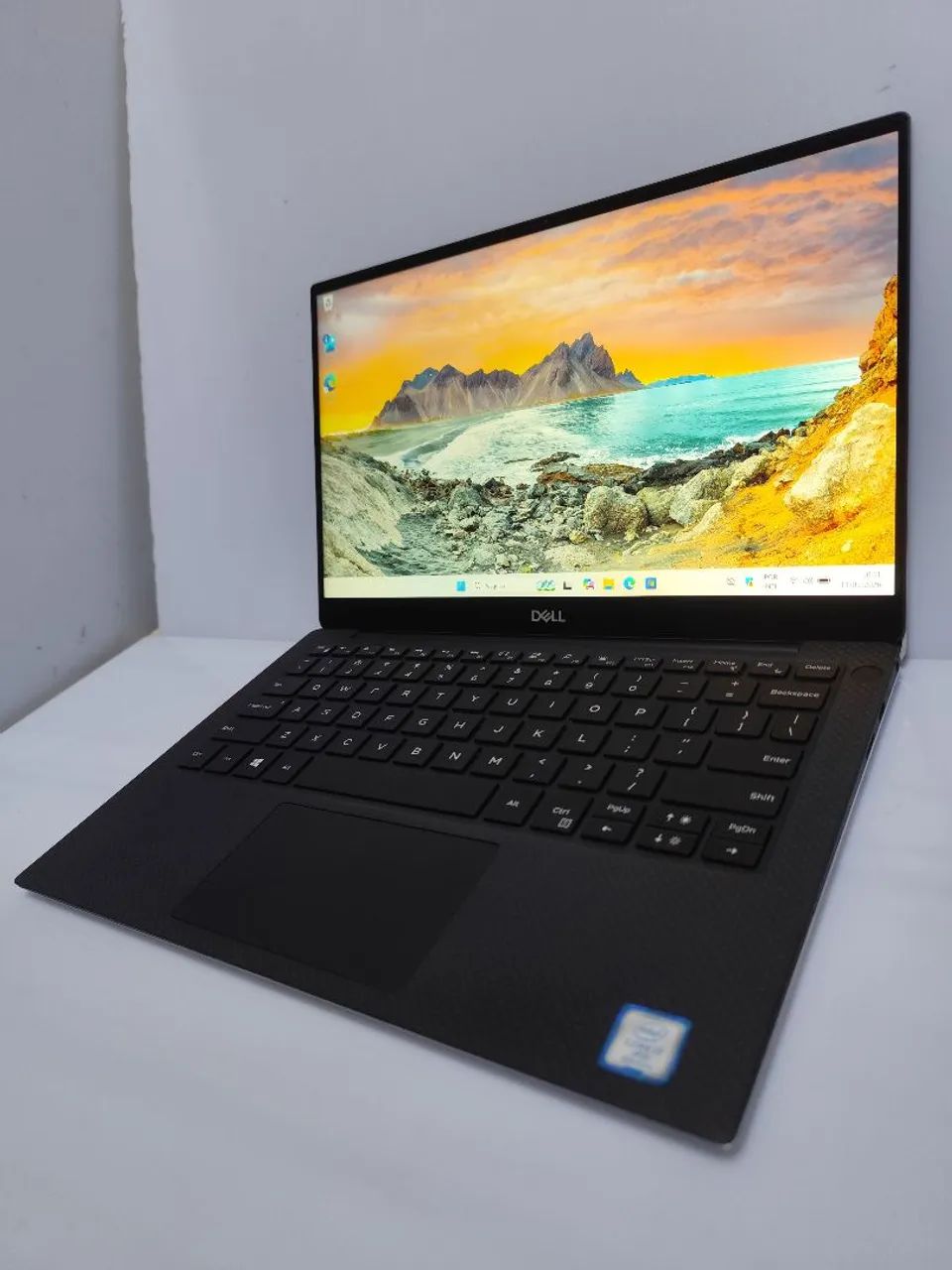 N*i様 Dell XPS 13 9380 i7-8665U 16GB SSD5 Notebook DELL XPS TOUCH 4k Intel i7 8665U 16GB RAM 256 SSD NVMe