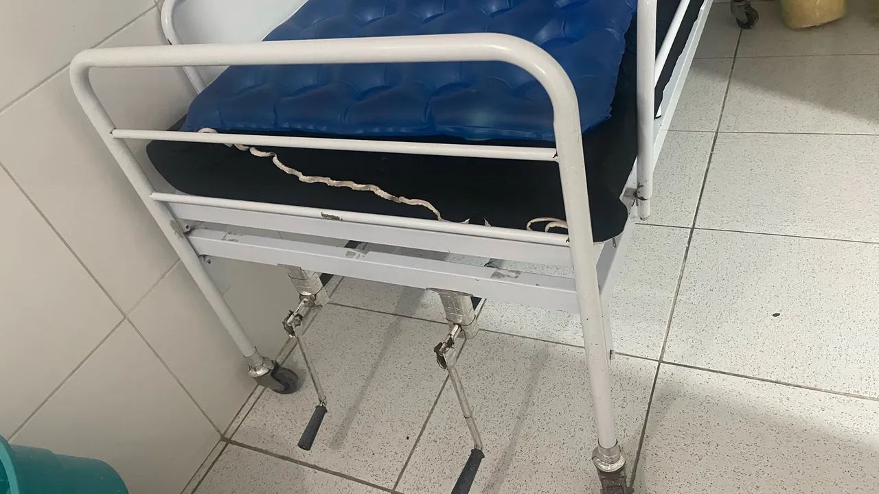 Cama hospitalar  - Foto 2