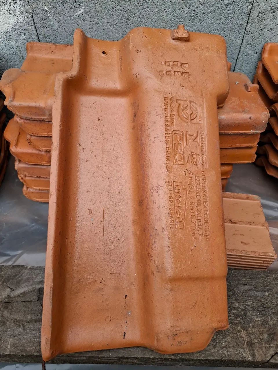  550 Telhas romana  ,$ 1 real cada - Foto 6