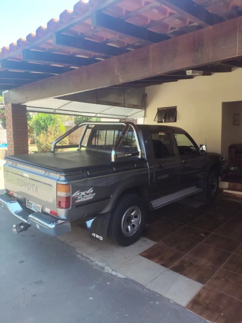 Toyota Hilux Hilux CD SR5 4x4 2.8 Diesel 2001