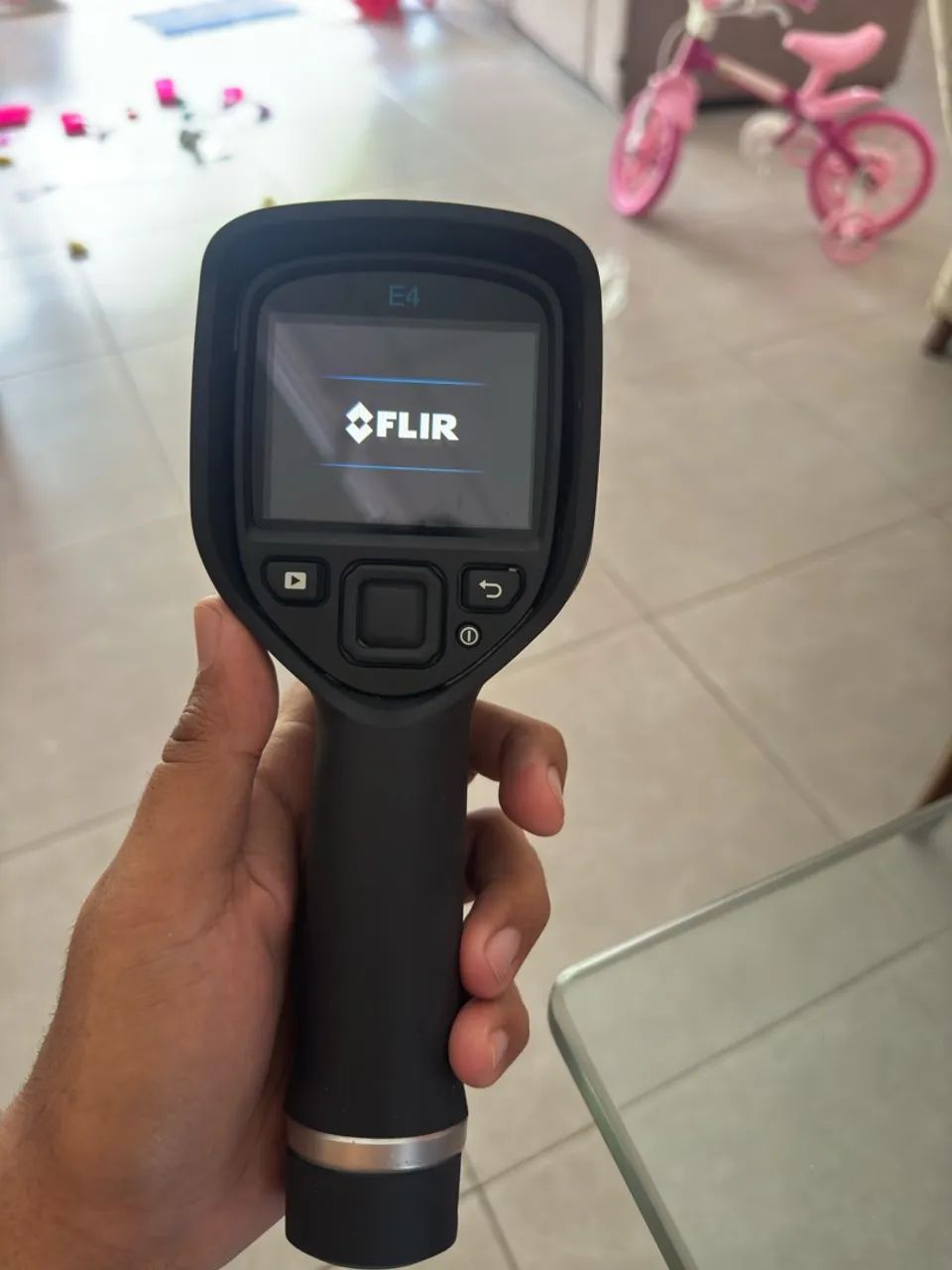  Câmera termográfica FLIR E4  - Foto 2