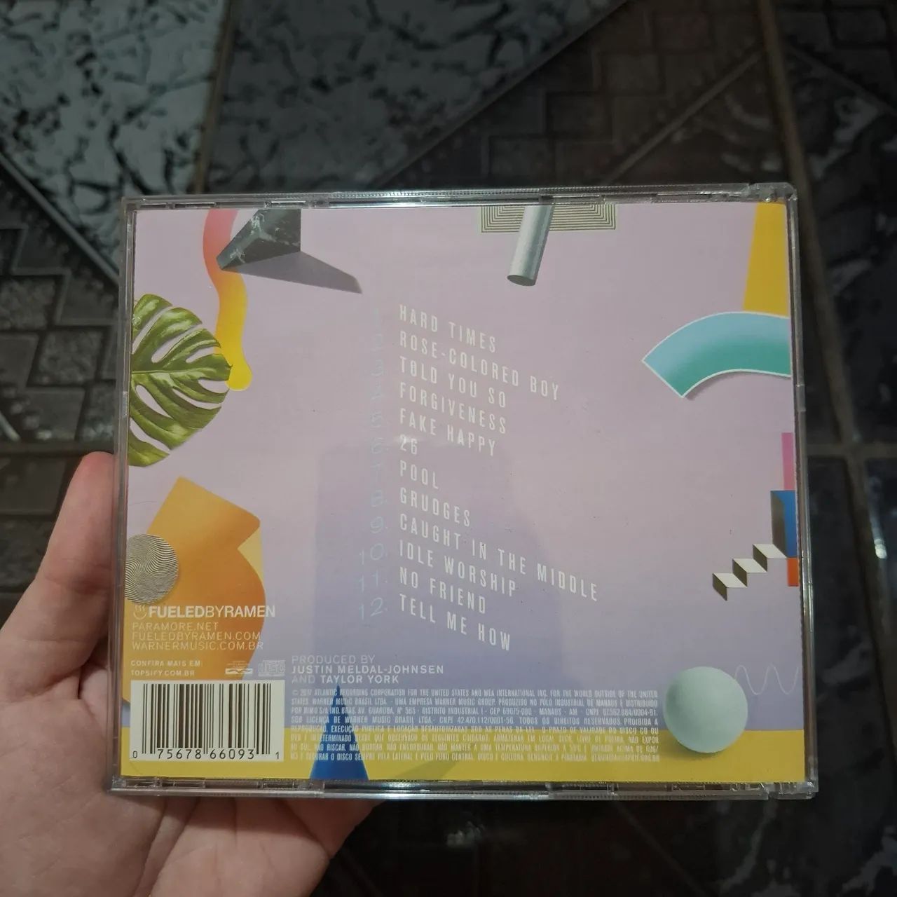 after laughter, paramore - Foto 2