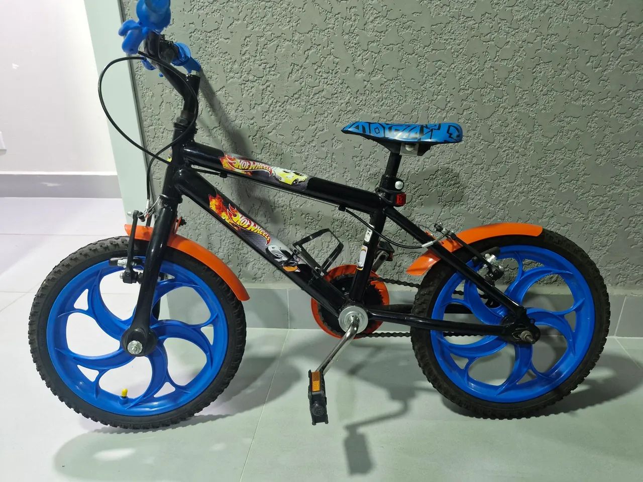 Bicicleta Infantil aro 16 HotWheels - Foto 2