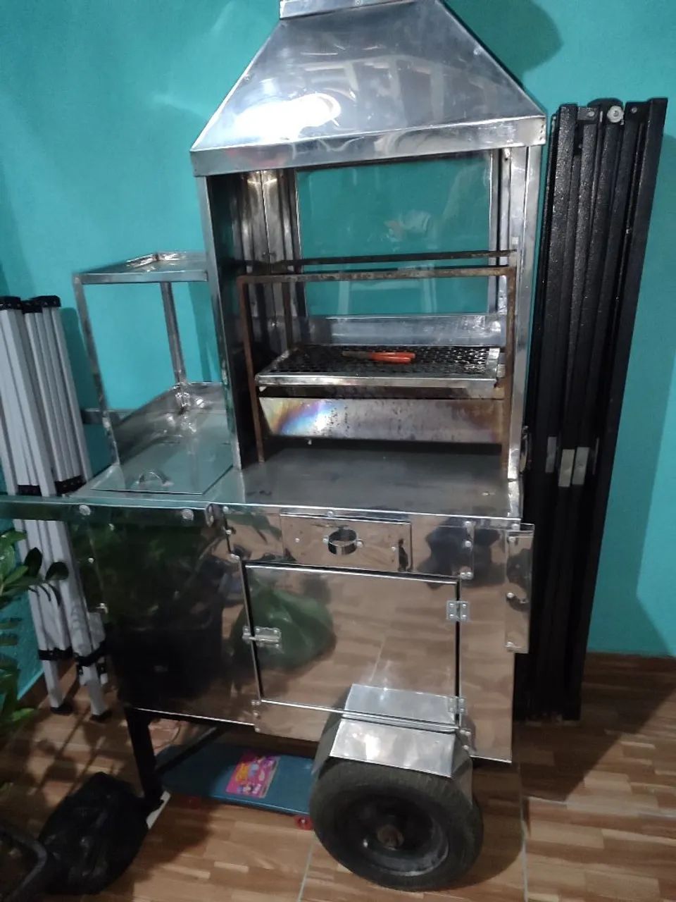 Carrinho para espetinho/ churrasco todo no inox 