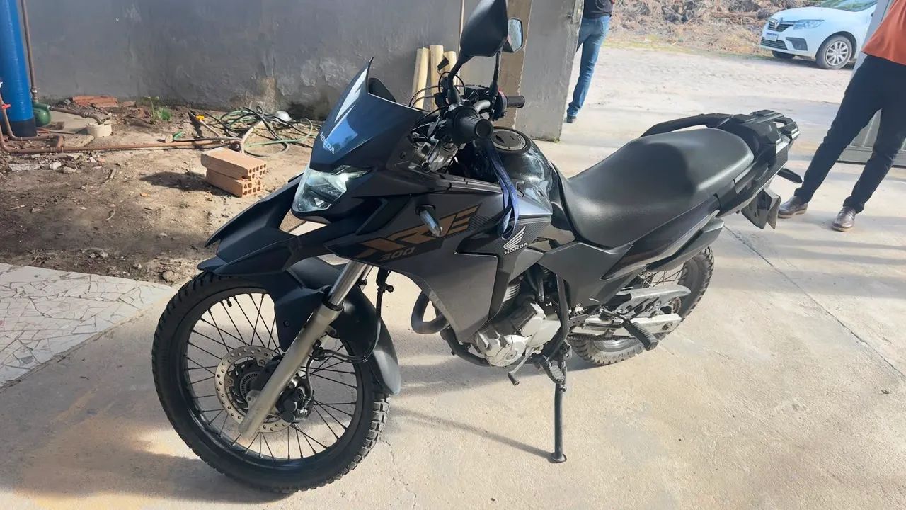 XRE 300 