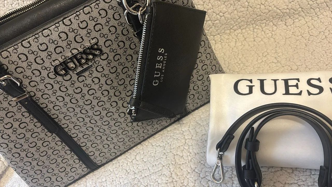 Bolsa Guess tiracolo universitária... - Foto 2