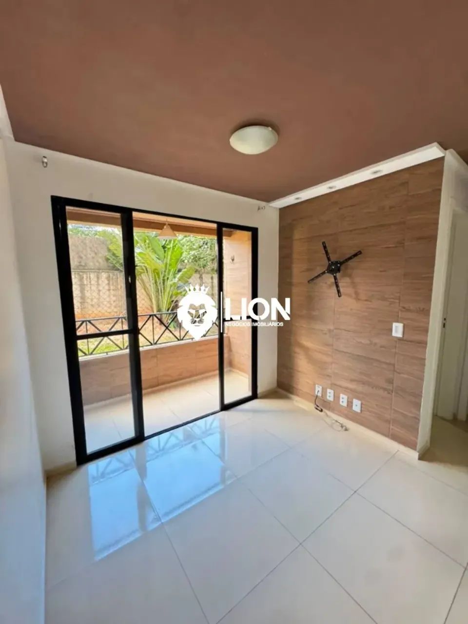 APARTAMENTO À VENDA | RECÉM-REFORMADO - Foto 2