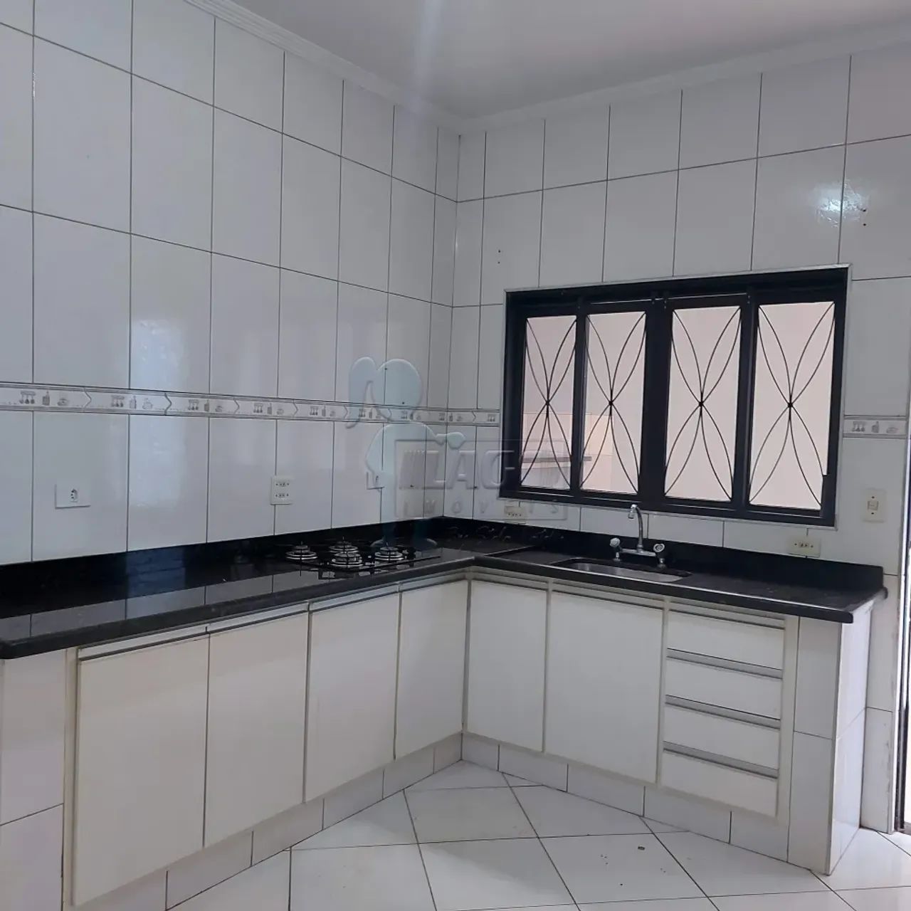 Casa de 179m² com 3 quartos e Salão Comercial de 105m² à venda - Centro, Pradópolis - Foto 3
