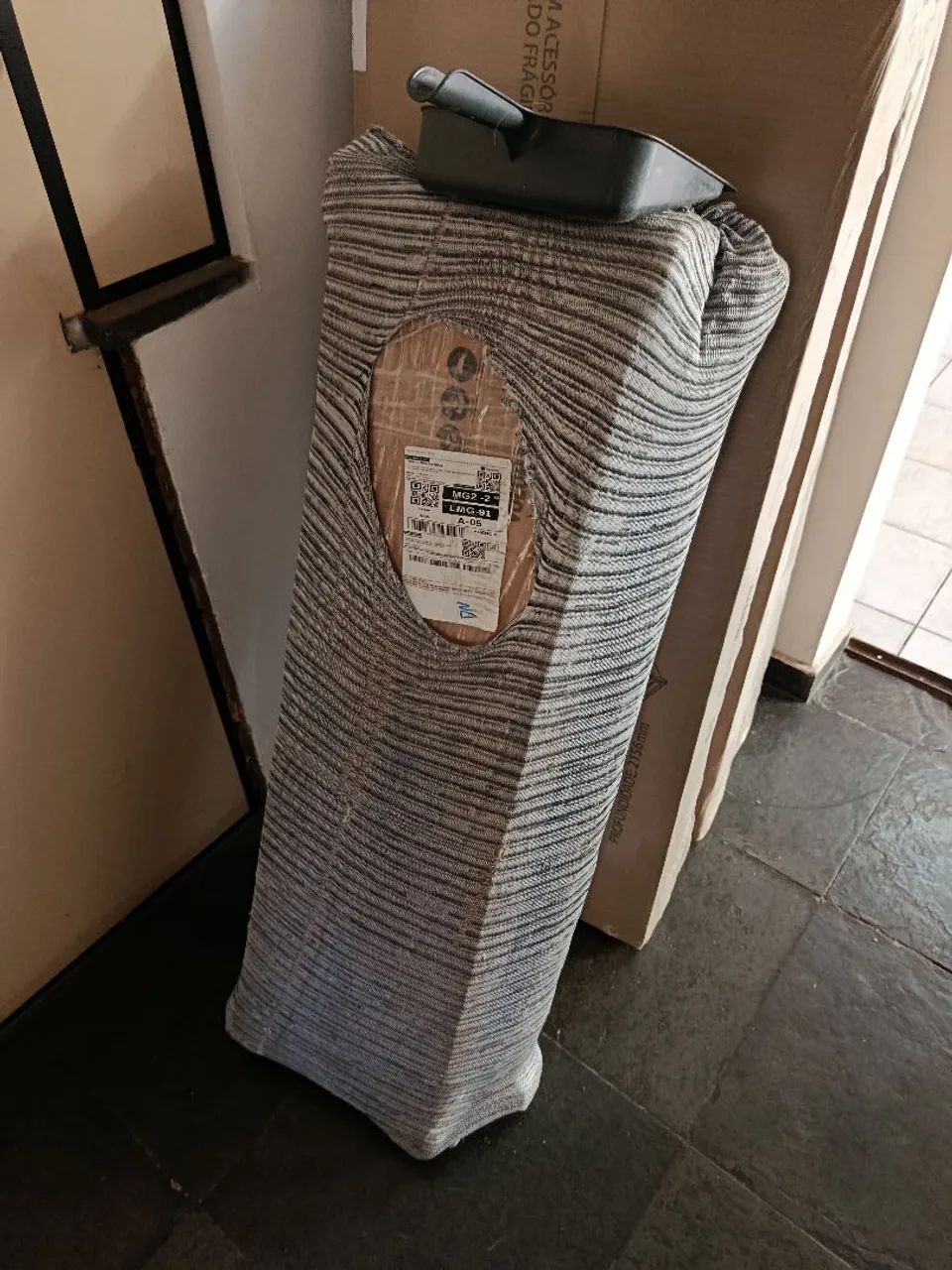 Vendo cama solteiro completamente nova  - Foto 2