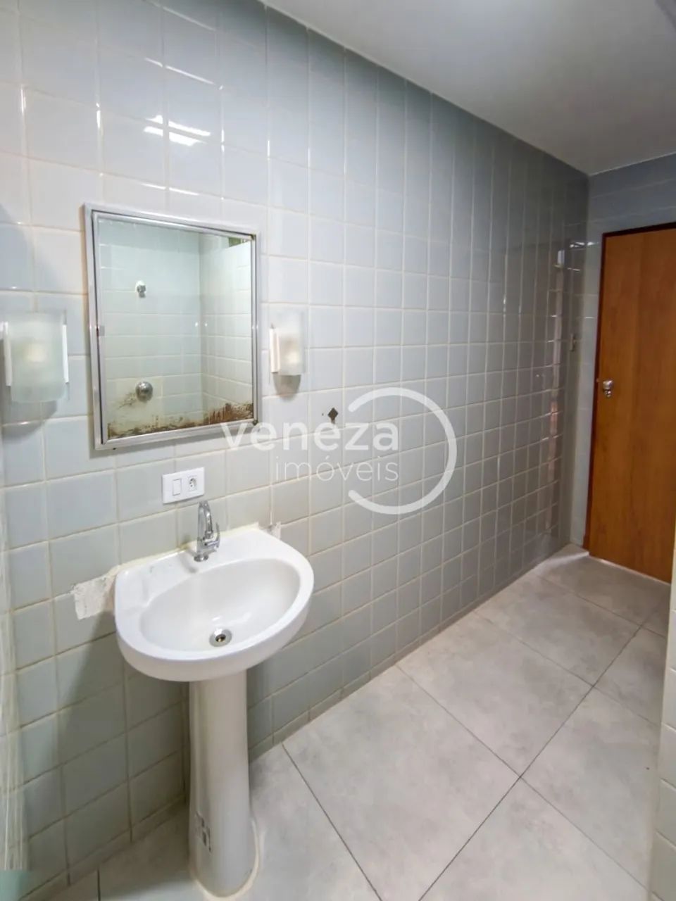 Apartamento para alugar com 3 quartos no Centro de Londrina - Foto 4