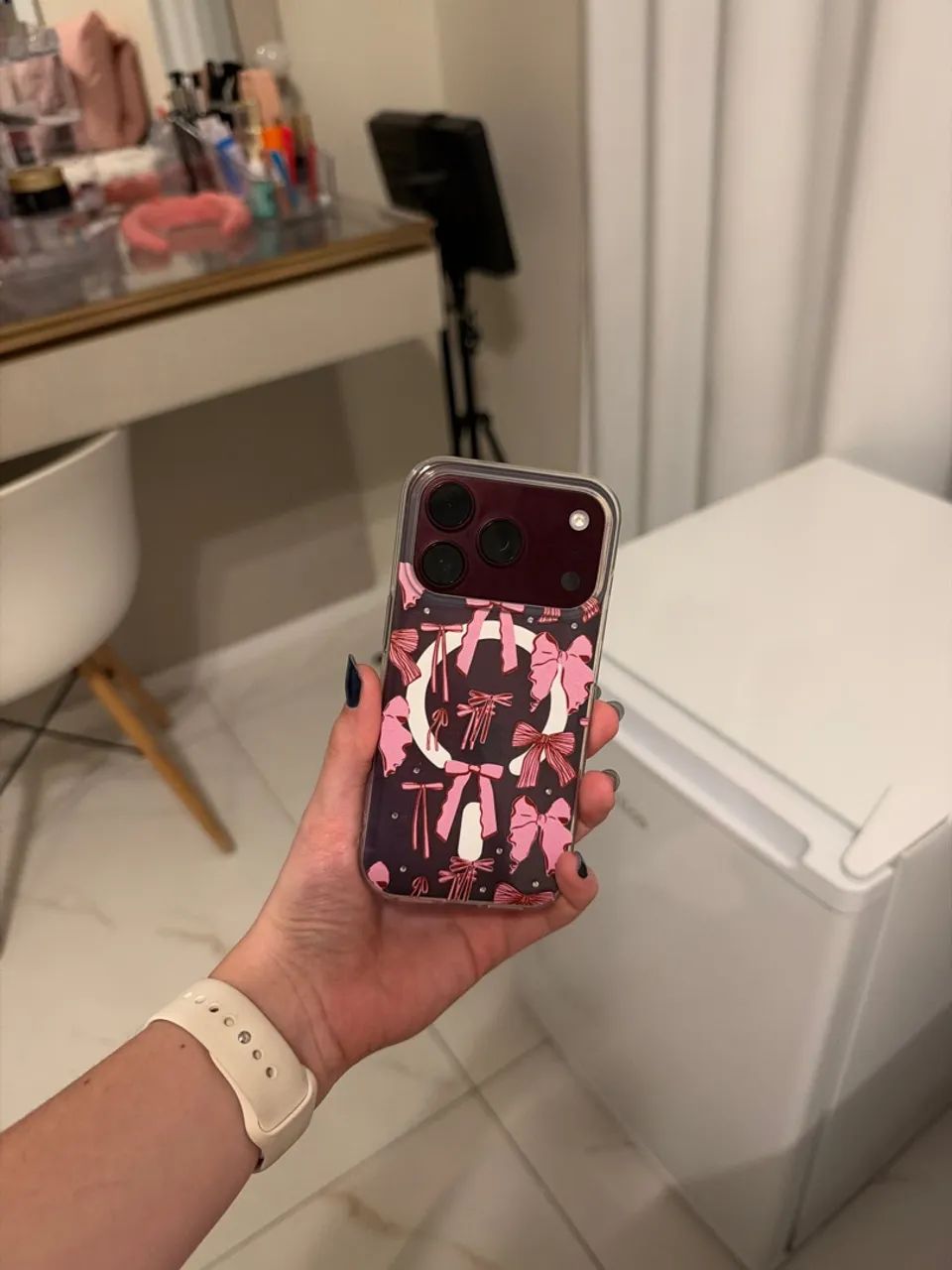 iPhone 18 pro bordô - Foto 2