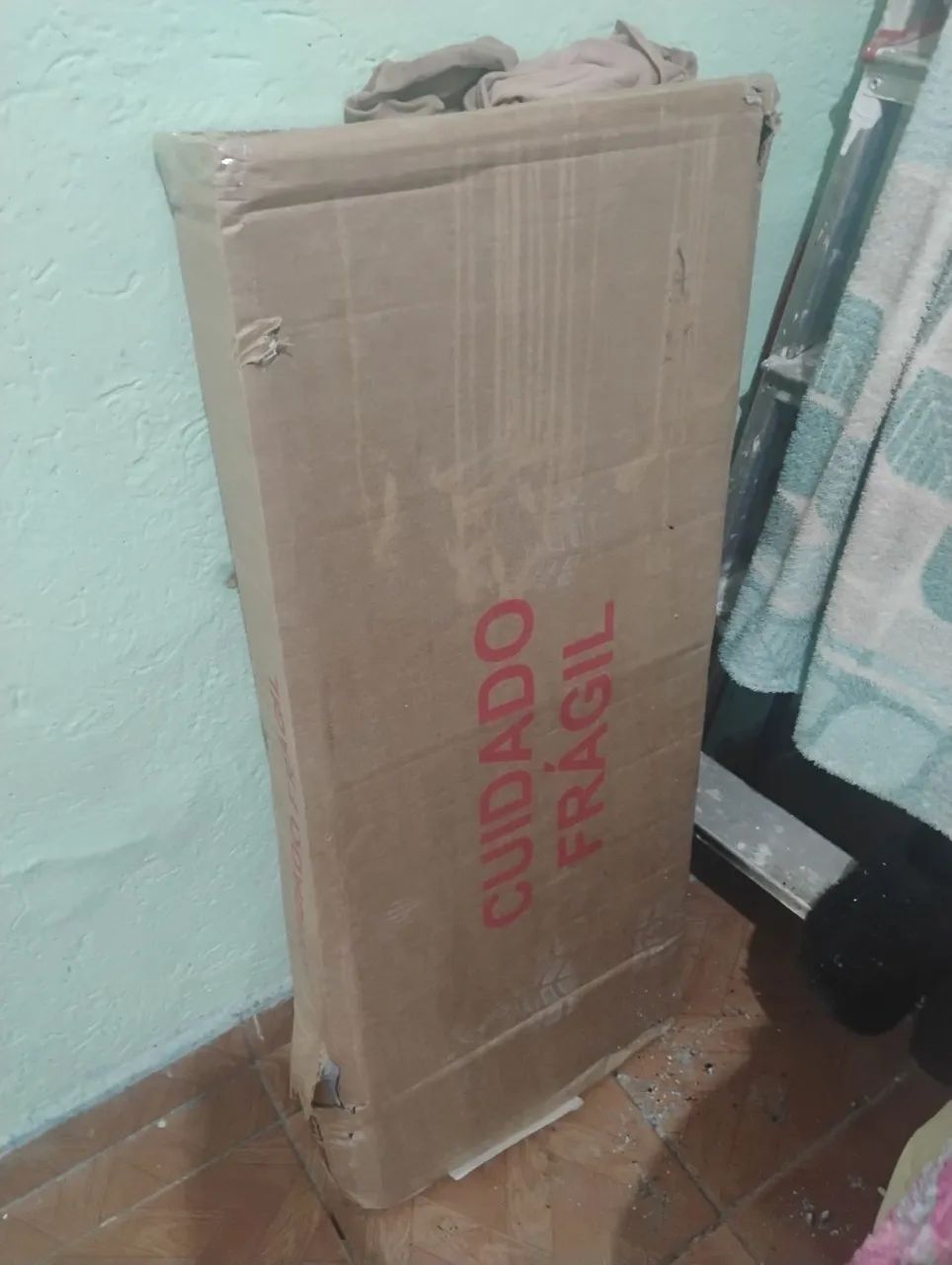 Mesinha nova com gaveta  - Foto 2
