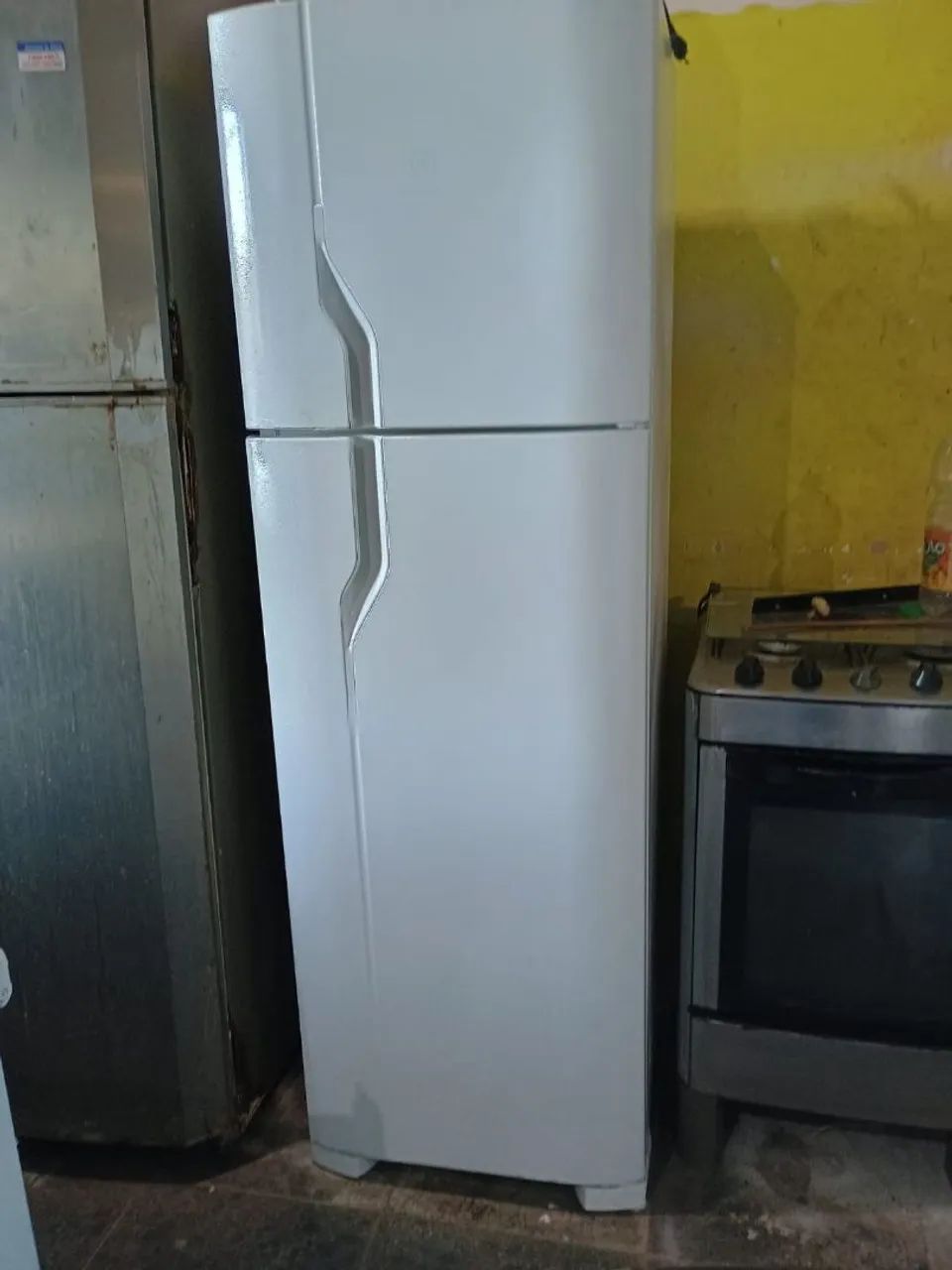 Geladeira  Electrolux funcionando 