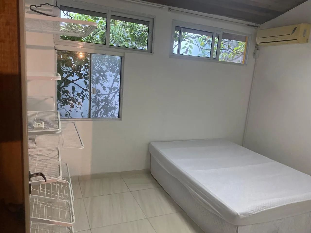 3 Casas no centro da cidade,  alugamos no máximo para 2 pessoas  - Foto 3