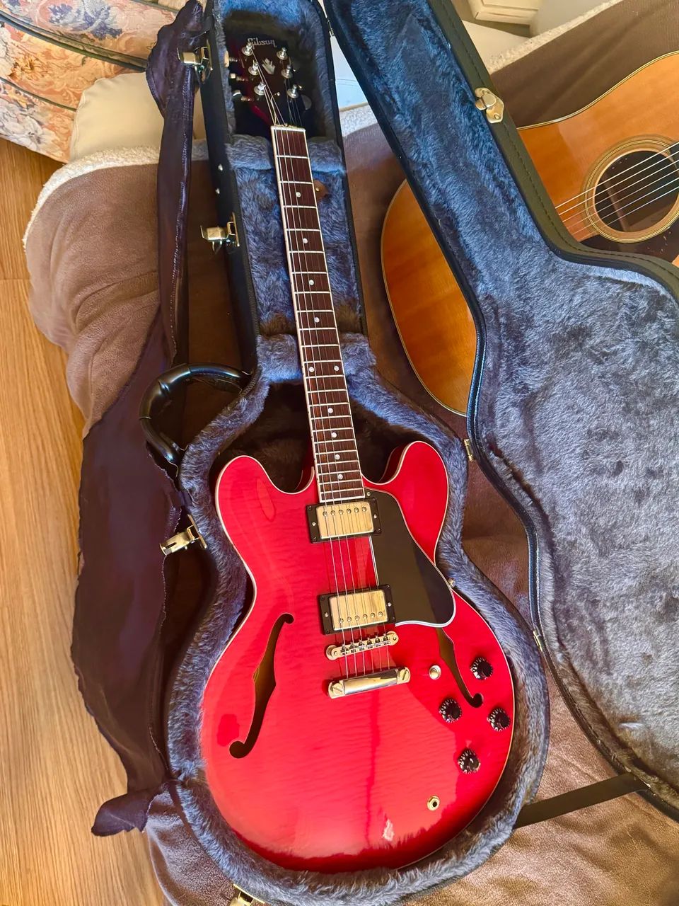 Gibson ES-335 Cherry 2019年（Memphis工場製） Gibson ES 335 Cherry Memphis - Instrumentos musicais - Parque das