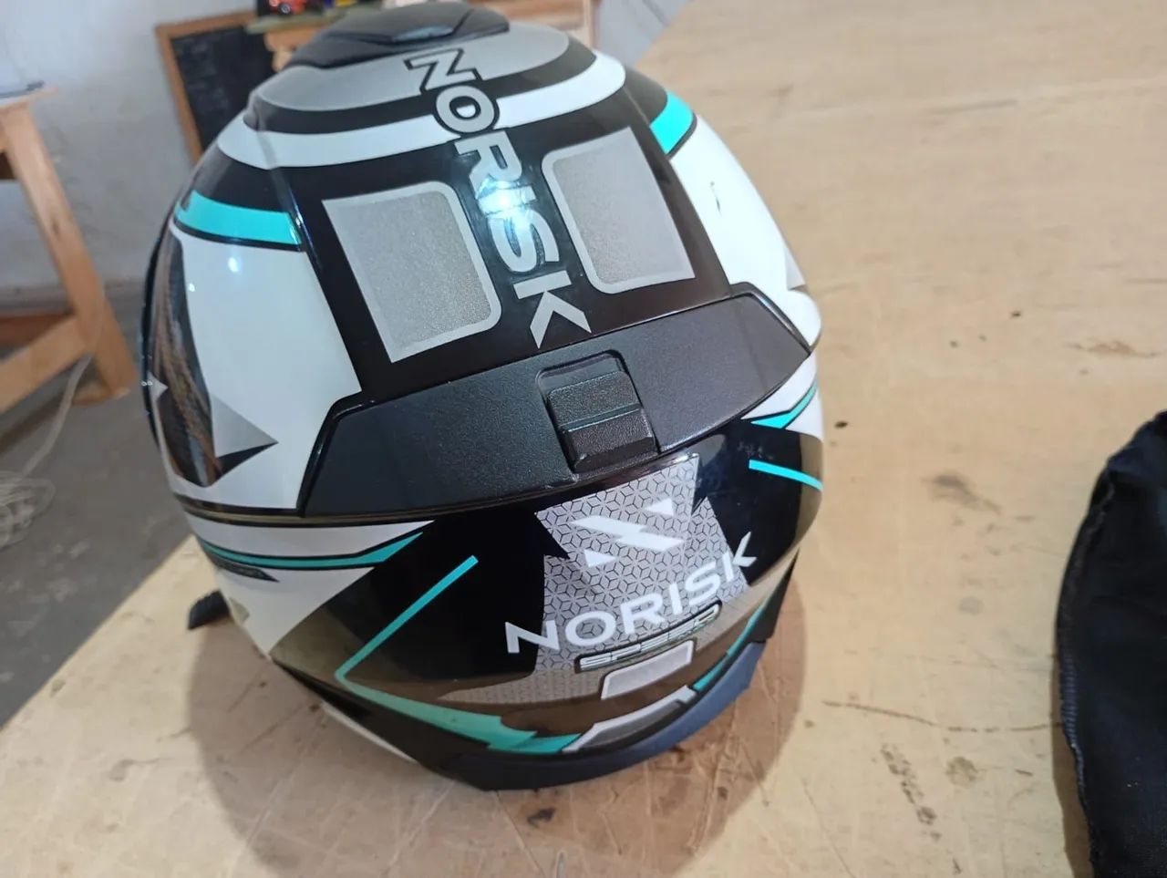 Capacete norisk tamanho 58 - Foto 2