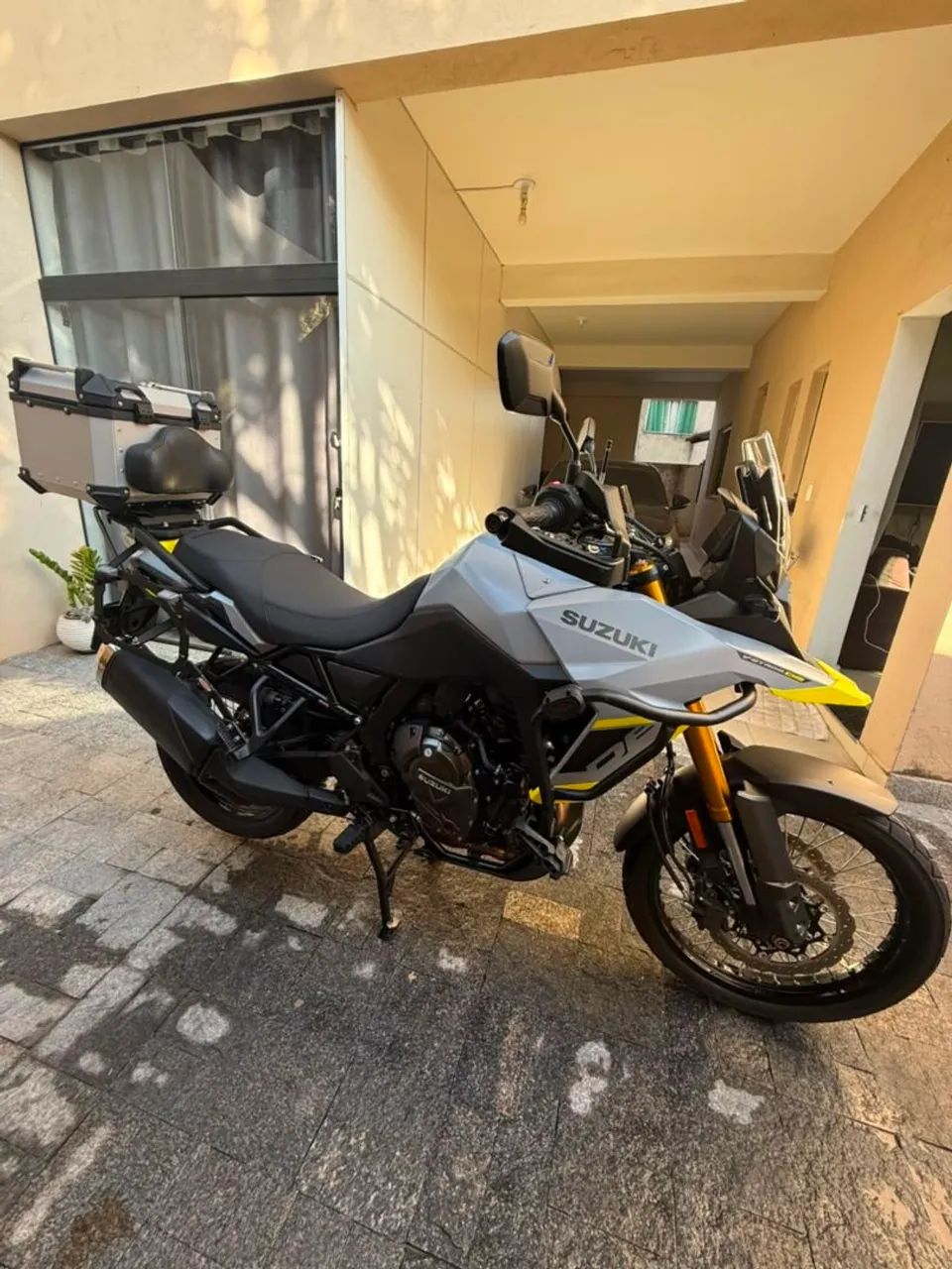 Vstrom 800 DE