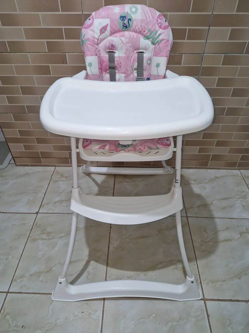Cadeira infantil de alimentação  - Foto 4