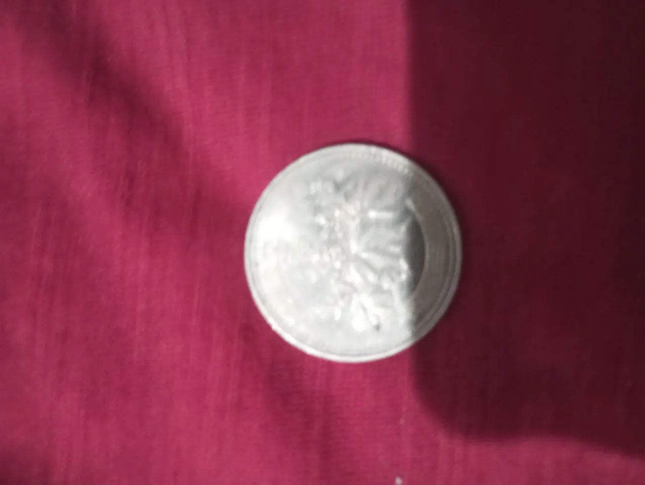 Moedas com defeito e antiga - Foto 2