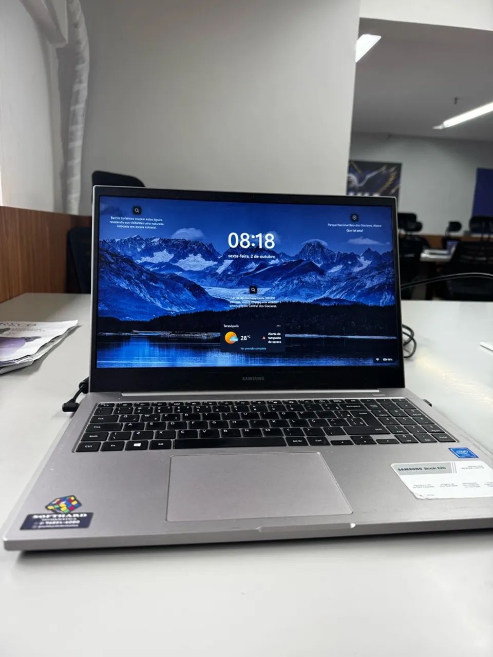 Notebook Samsung Book E20