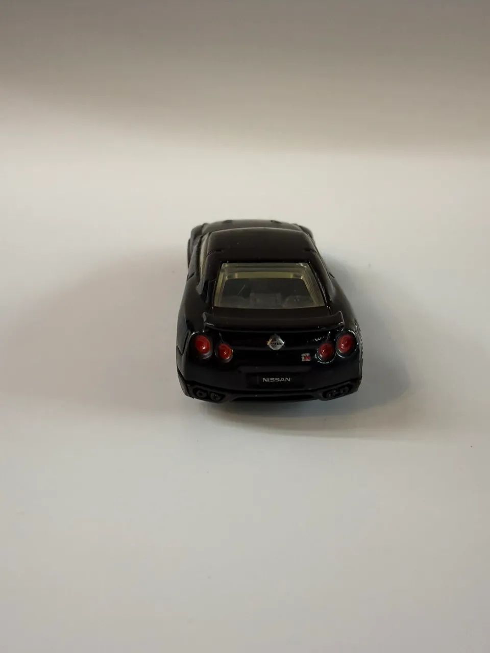 Hot wheels 2009 Nissa GT-R custom com pneus de borracha  - Foto 3