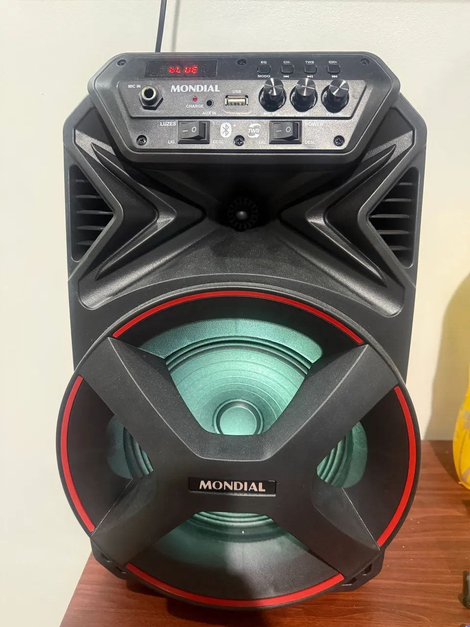 Mondial CM-250 W Speaker Box